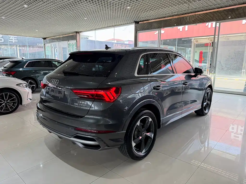Audi Q3 2022