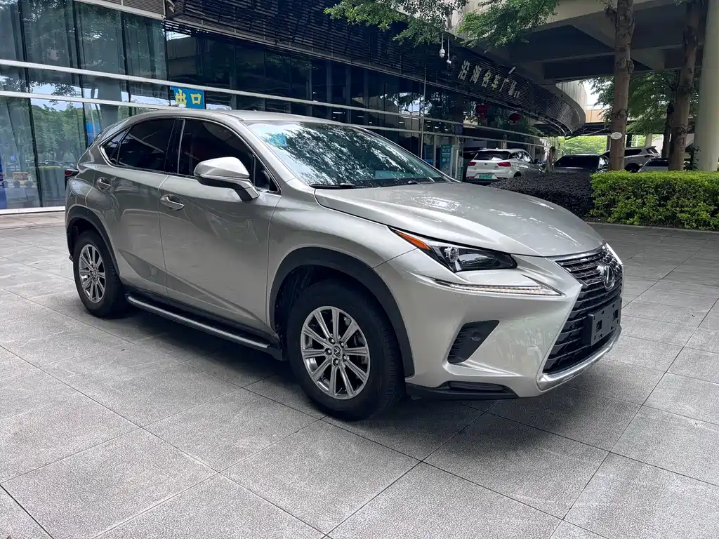 Lexus NX 2018 — фото 3