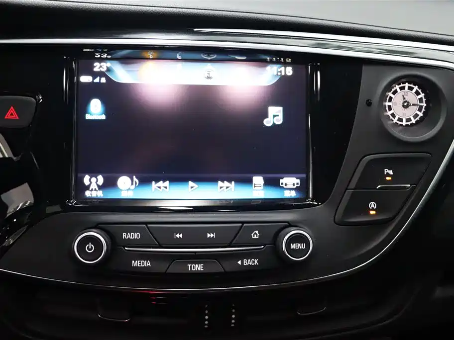 Buick Envision Plus 2018 — фото 17