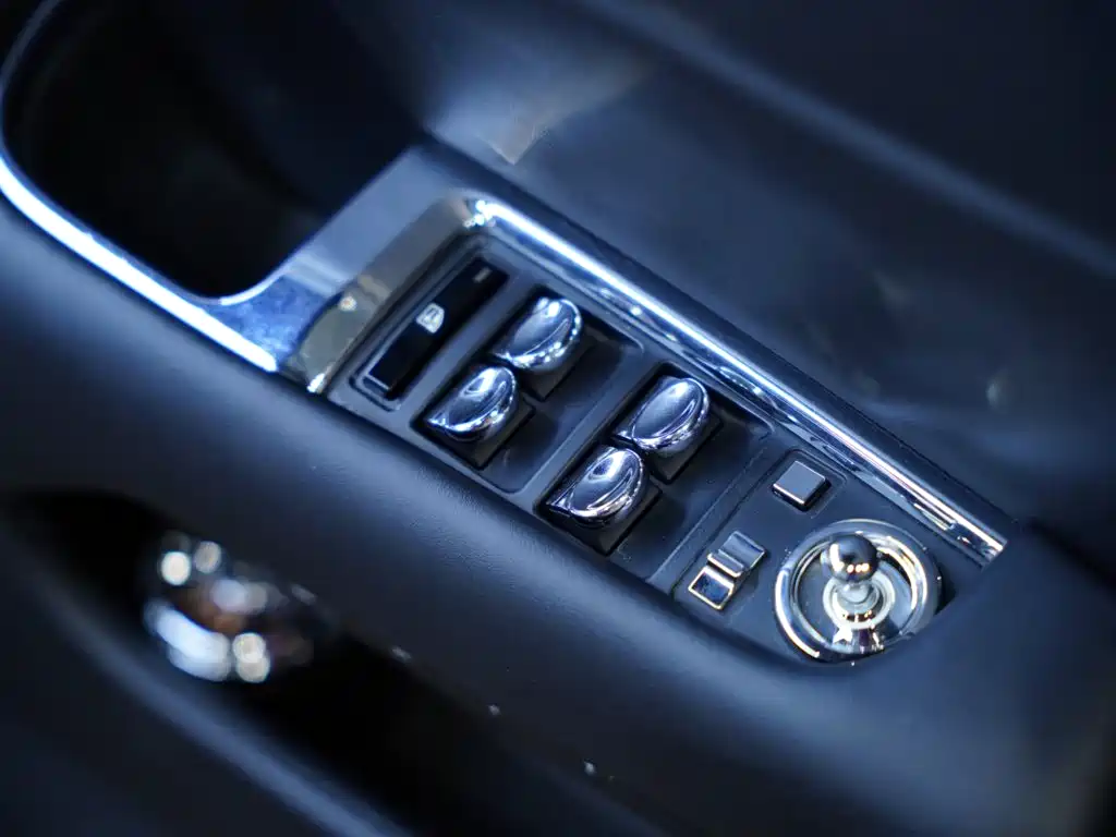 Rolls-Royce Phantom 2014 — фото 20