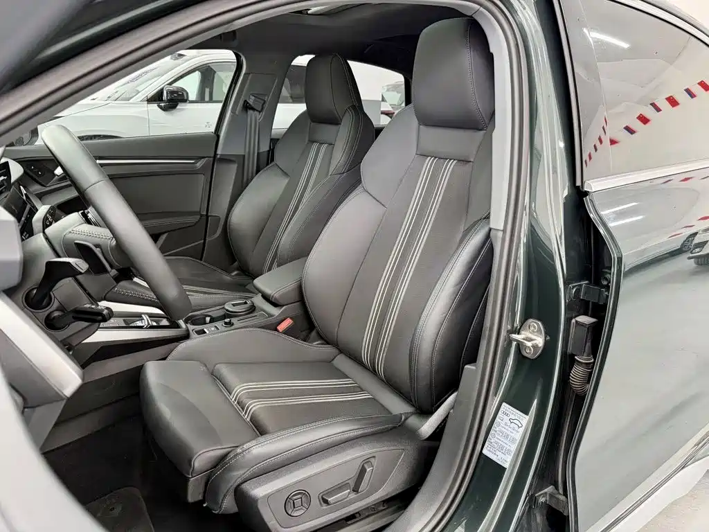 Audi A3 2022 — фото 11