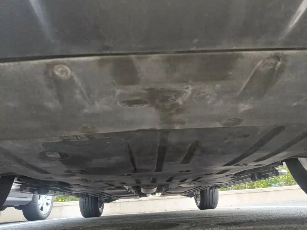 Land Rover Discovery Sport 2023 — фото 23