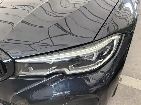 BMW 3 Series 2022