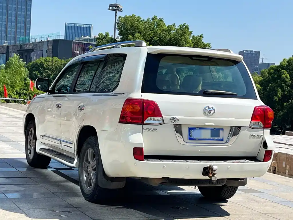 Toyota Land Cruiser 2015 — фото 4