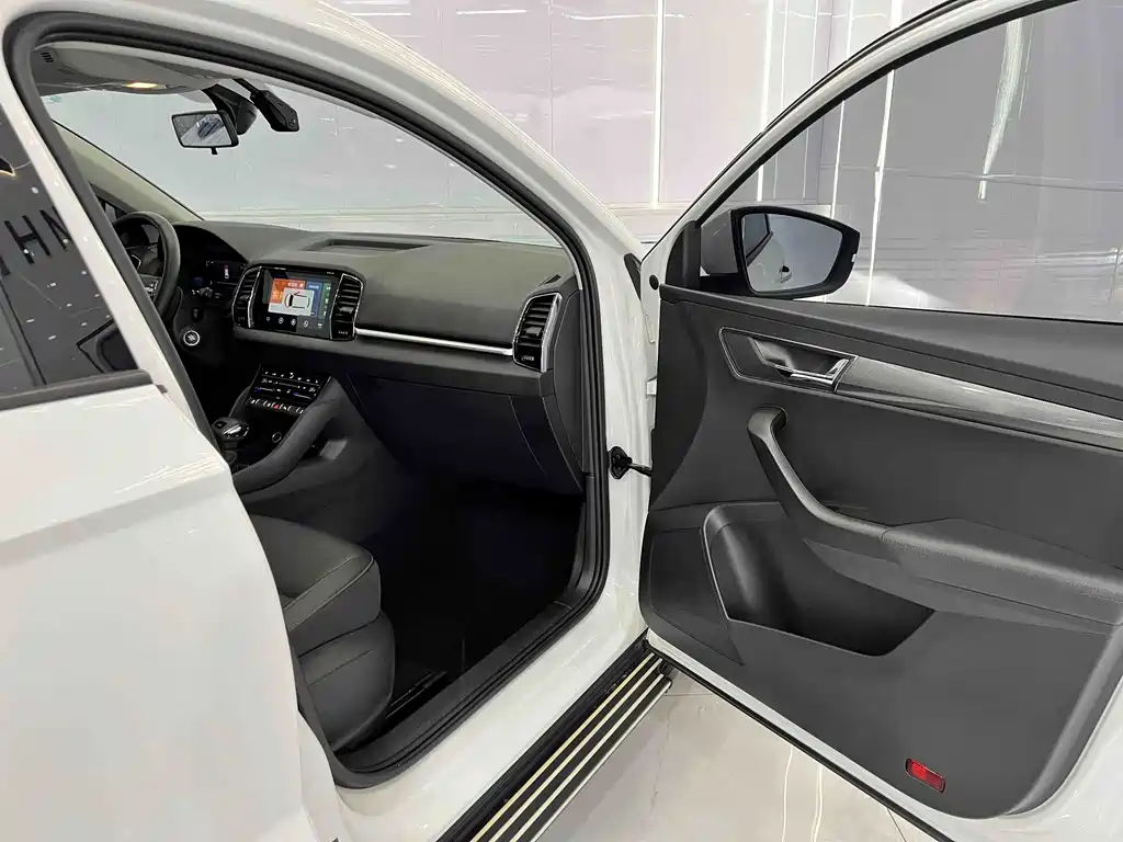 Skoda Karoq 2022 — фото 13