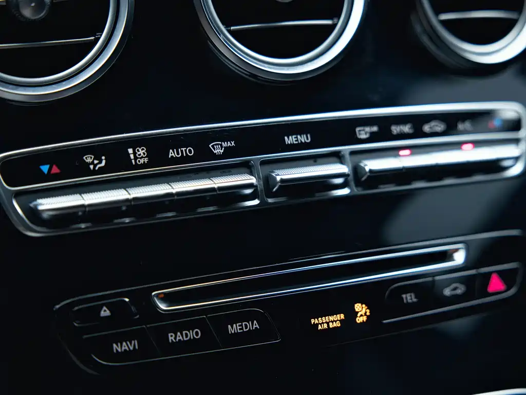 Mercedes-Benz C-Class AMG 2018 — фото 17