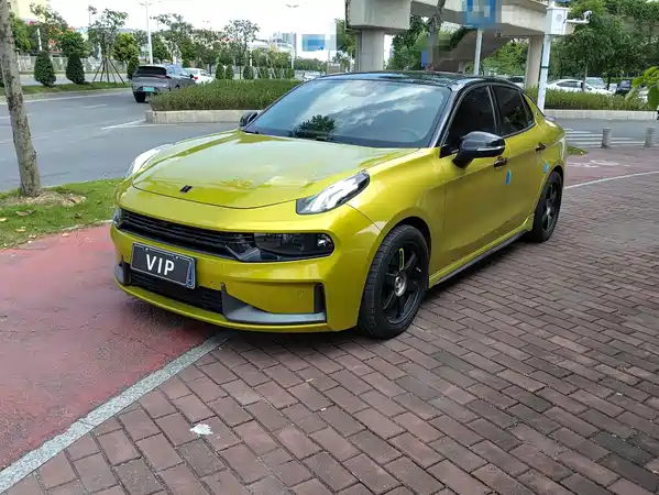 Lynk & Co 03 2020