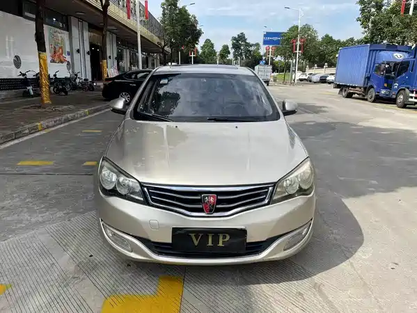 Roewe 350 2015
