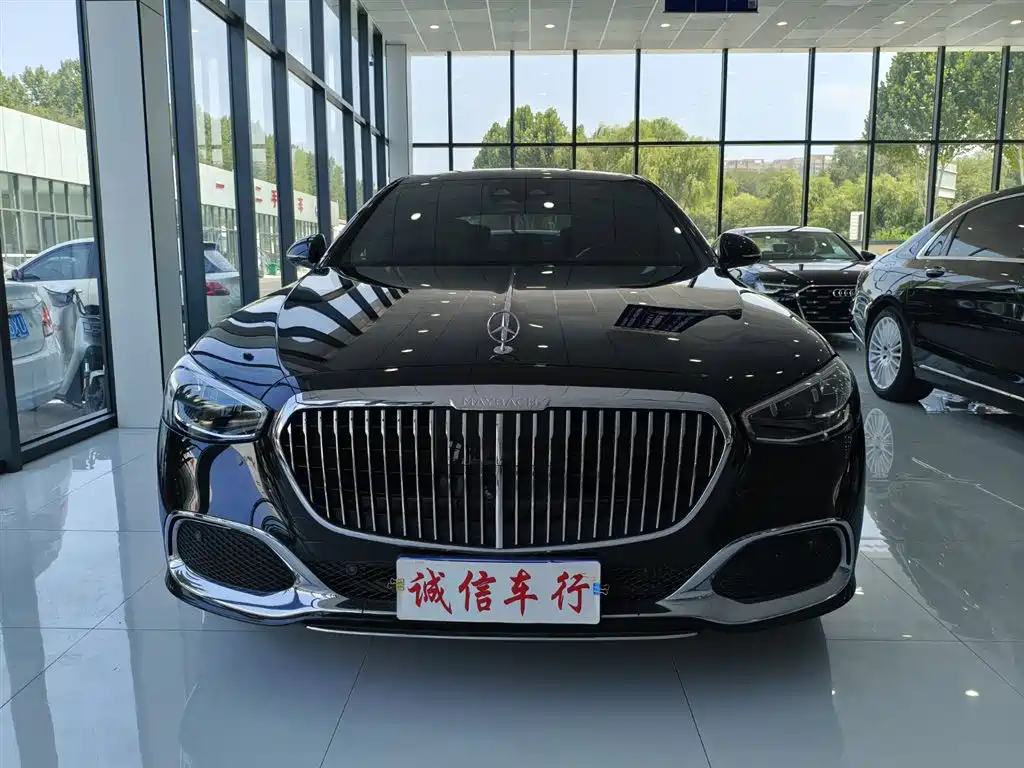 Mercedes-Benz Maybach S-Class 2024