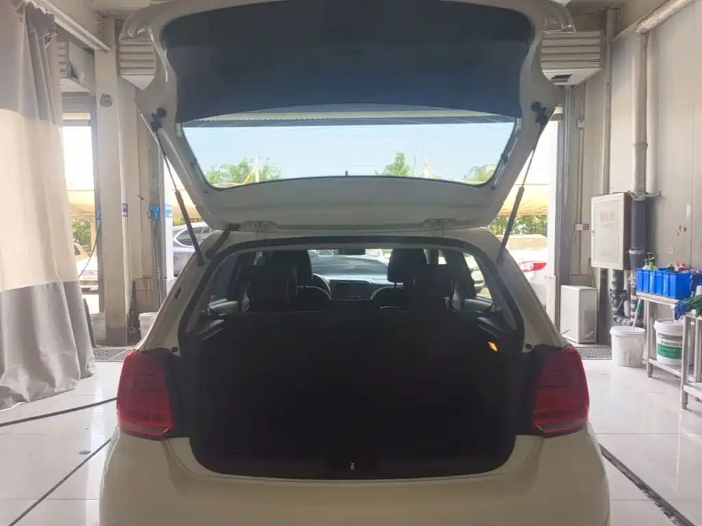 Volkswagen Polo 2018 — фото 19