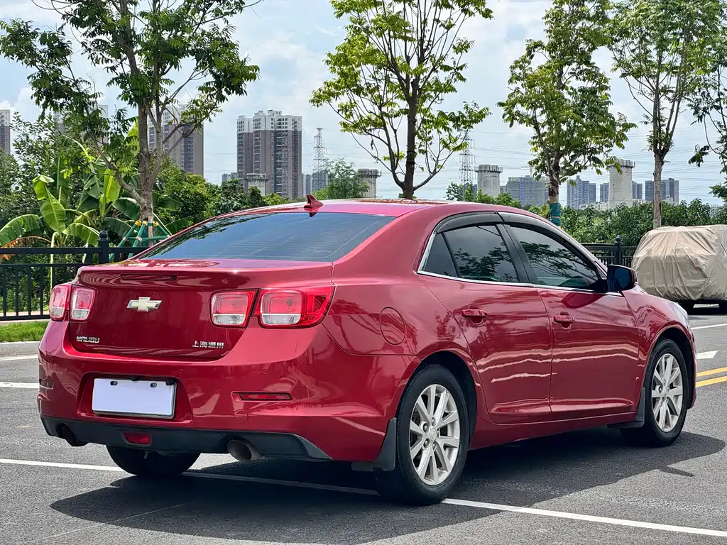 Chevrolet Malibu 2015 — фото 12