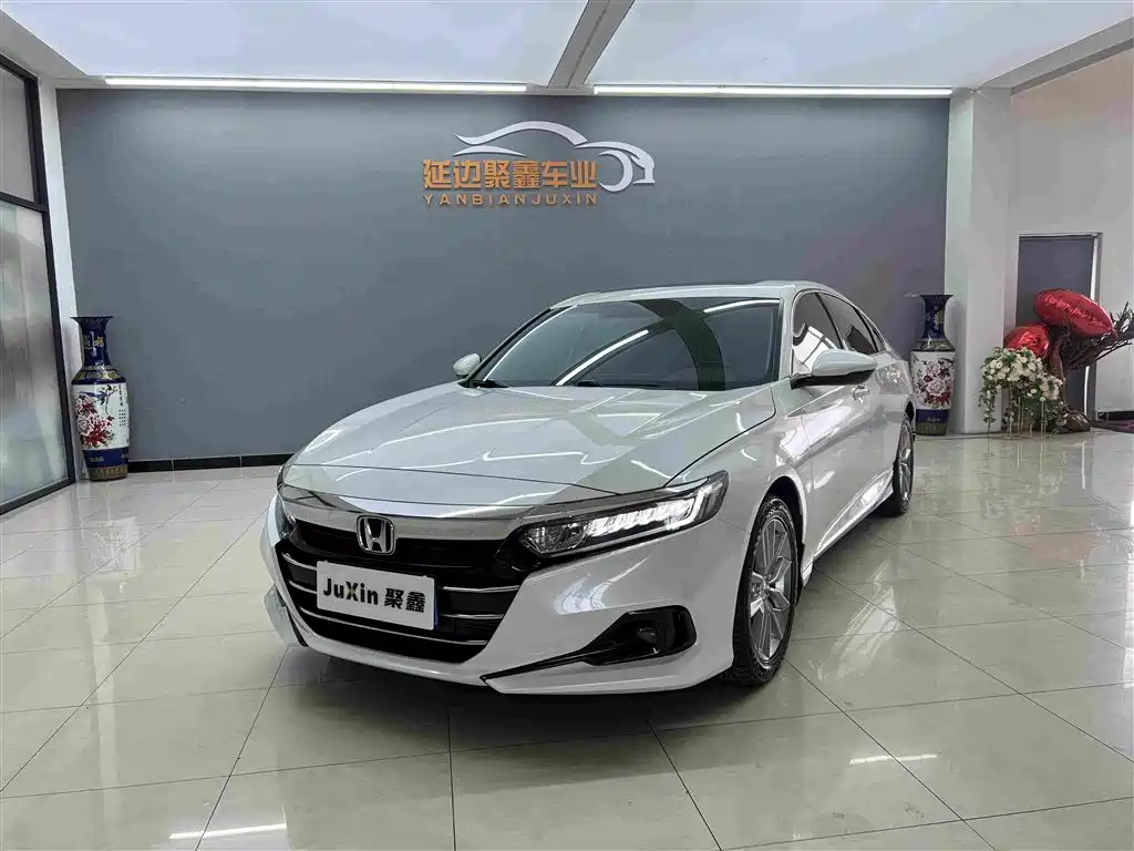 Honda Accord 2022 — фото 1