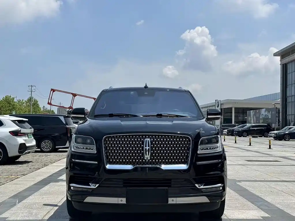 Lincoln Navigator 2019