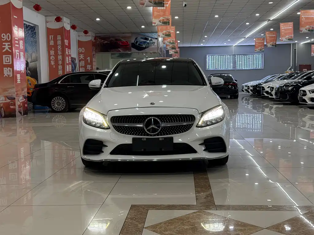 Mercedes-Benz C-Class 2020 — фото 2