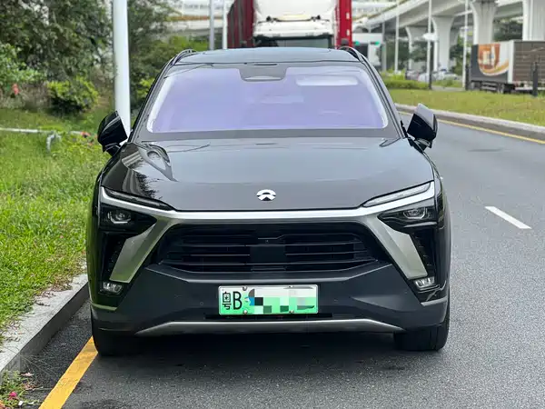 NIO ES8 2020