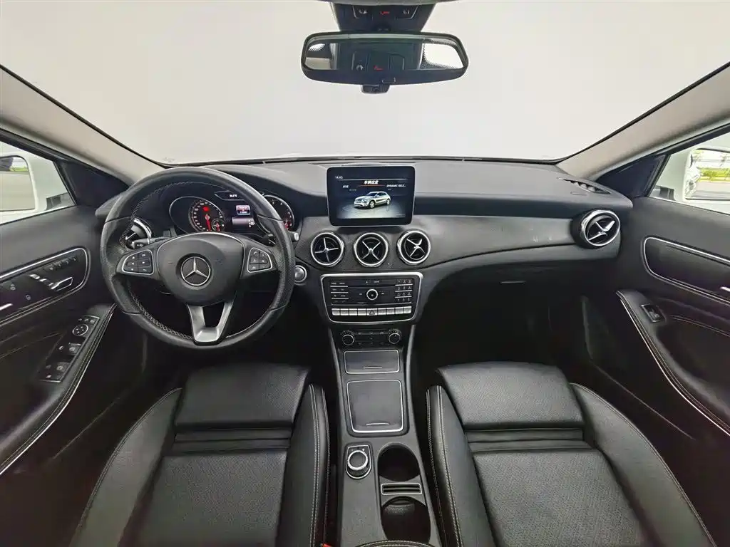 Mercedes-Benz GLA 2017 — фото 5