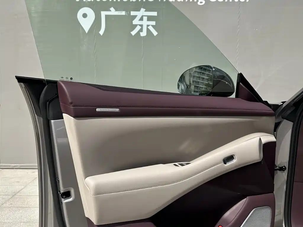 Xiaomi YU7 2026 — фото 9