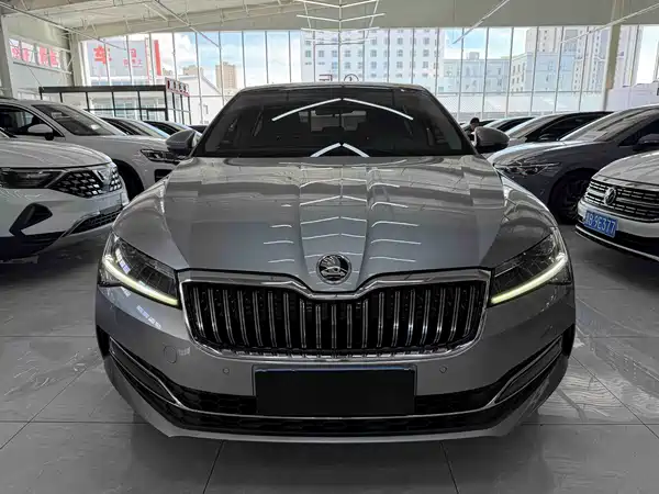 Skoda Superb 2022