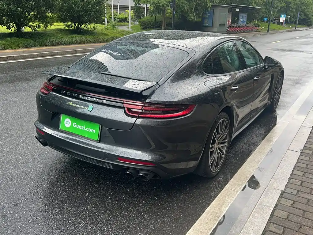 Porsche Panamera New Energy 2020 — фото 9