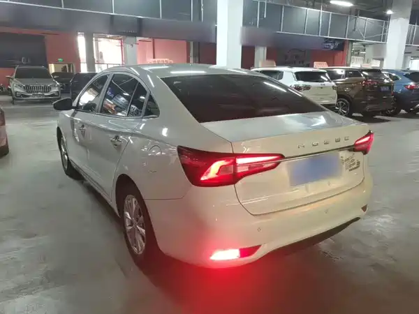 Roewe i5 2021