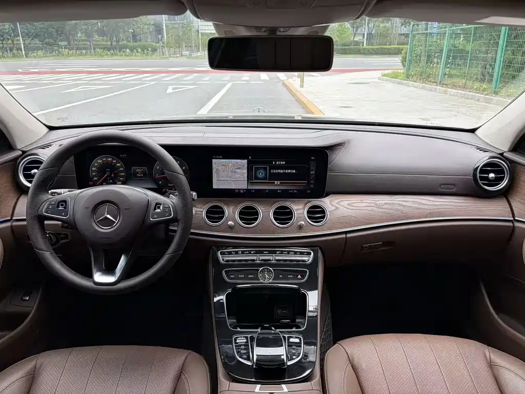 Mercedes-Benz E-Class 2017