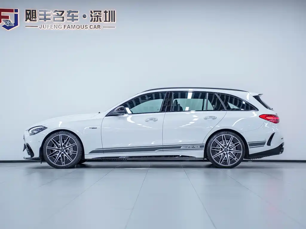Mercedes-Benz C-Class AMG 2024 — фото 7