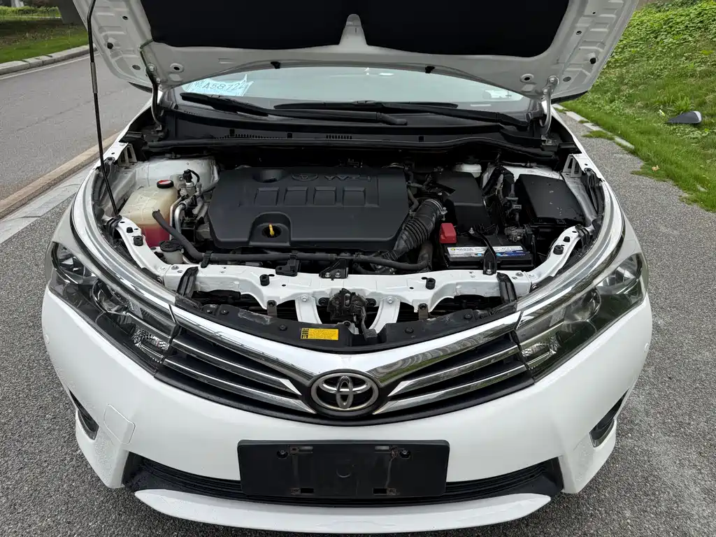 Toyota Corolla 2015 — фото 19