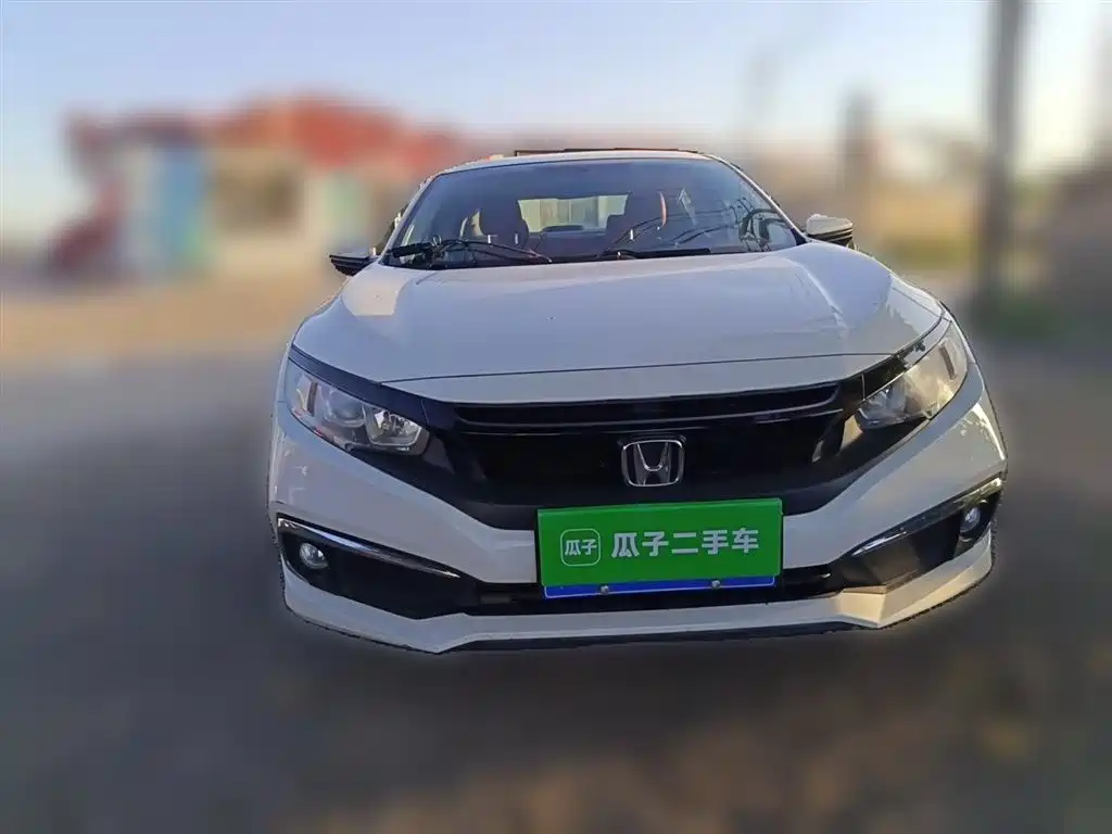 Honda Civic 2019 — фото 24