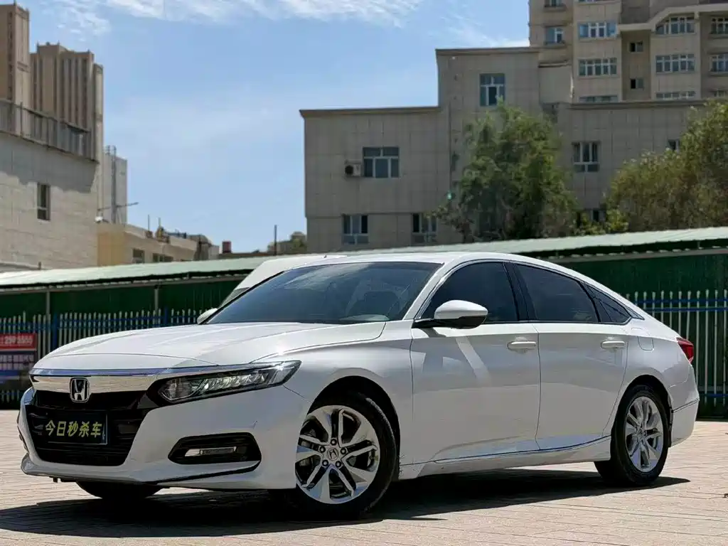 Honda Accord 2019 — фото 1