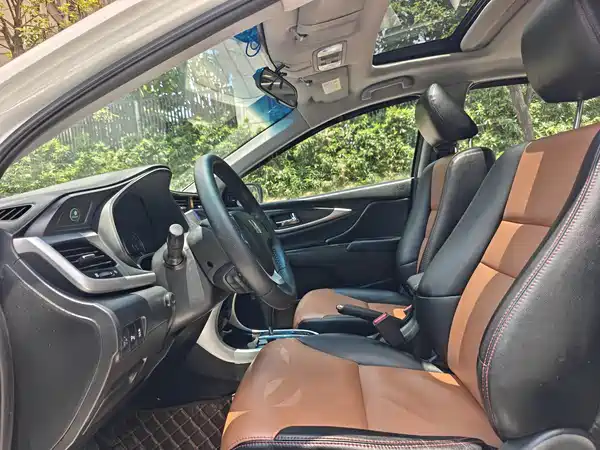 Honda Crider 2016