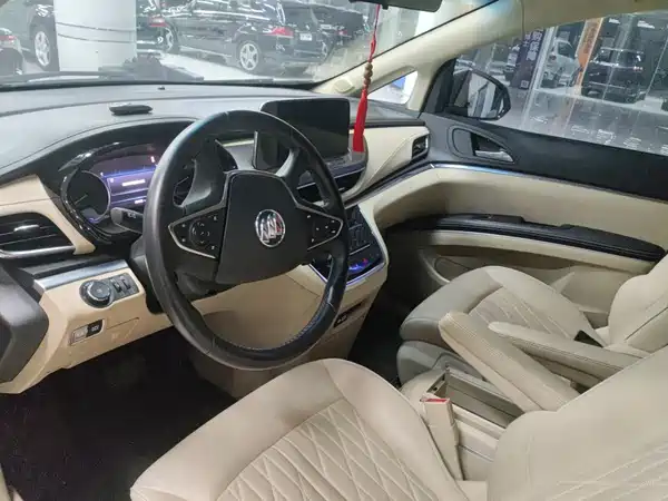 Buick GL8 2023