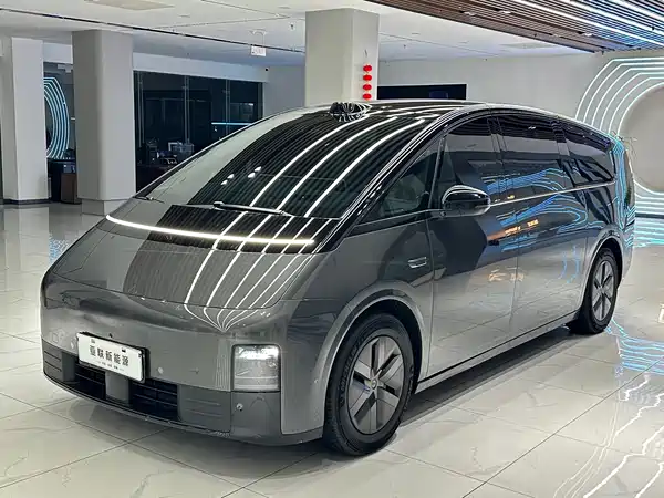 Li Auto MEGA 2024