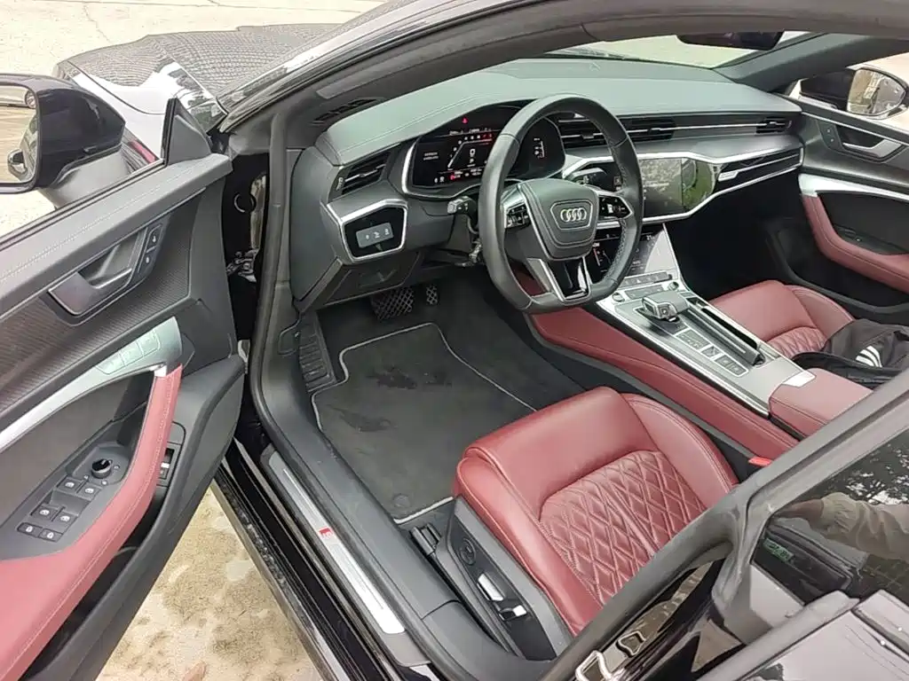 Audi A7L 2025 — фото 23
