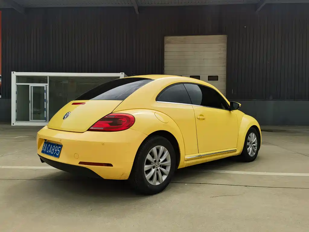 Volkswagen Beetle 2013