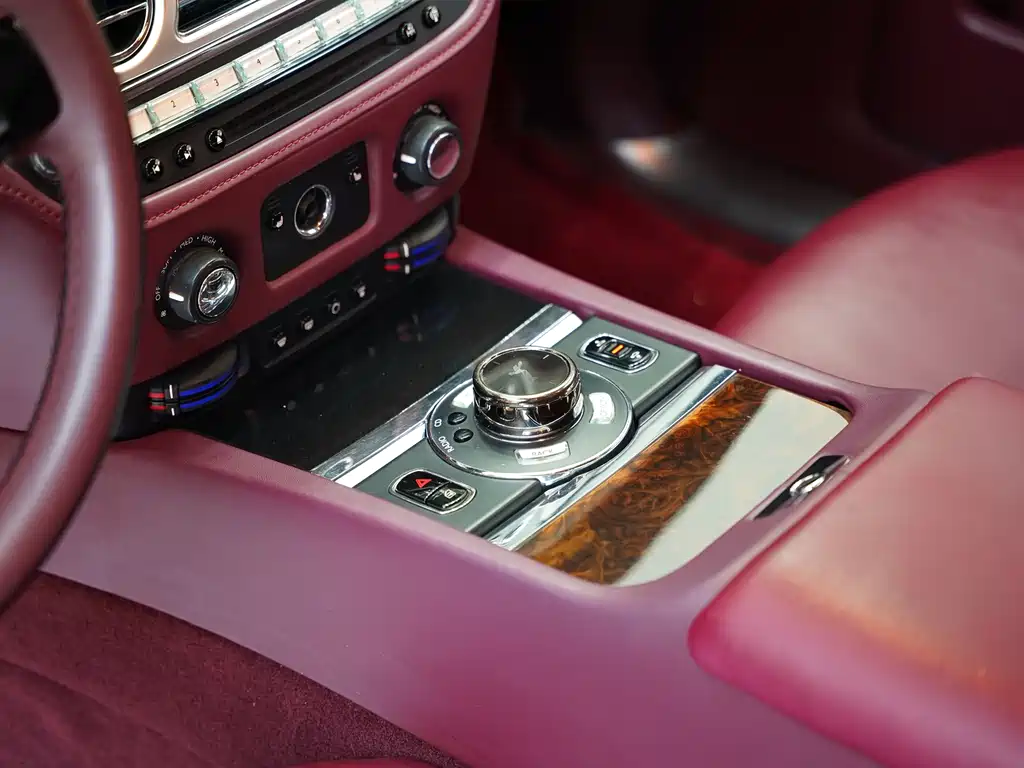 Rolls-Royce Ghost 2010 — фото 16