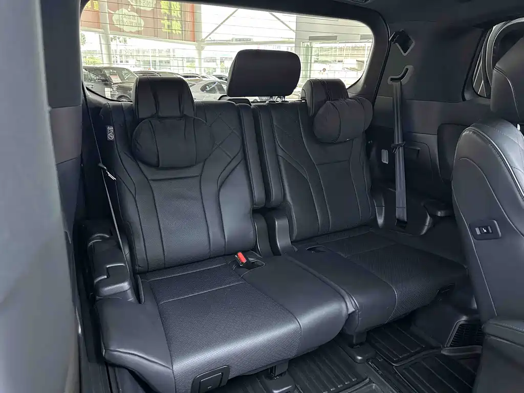 Toyota Vellfire 2024 — фото 17