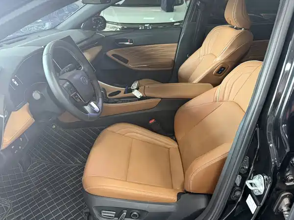 Toyota Avalon 2025