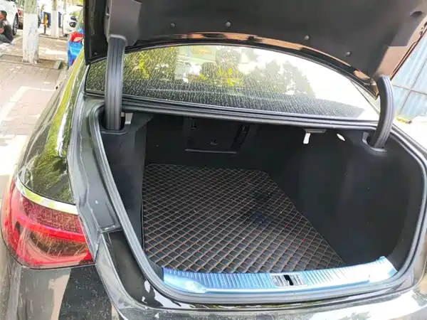 Mercedes-Benz Maybach S-Class 2023