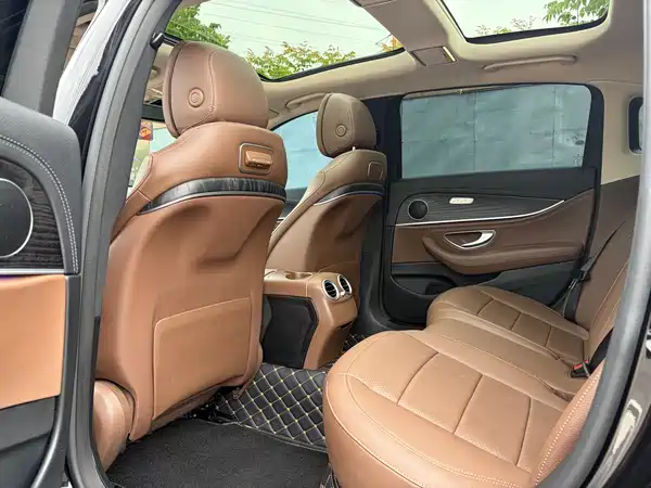 Mercedes-Benz E-Class 2020