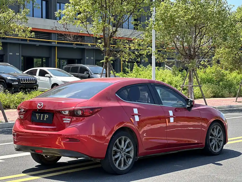 Mazda 3 Axela 2015 — фото 9