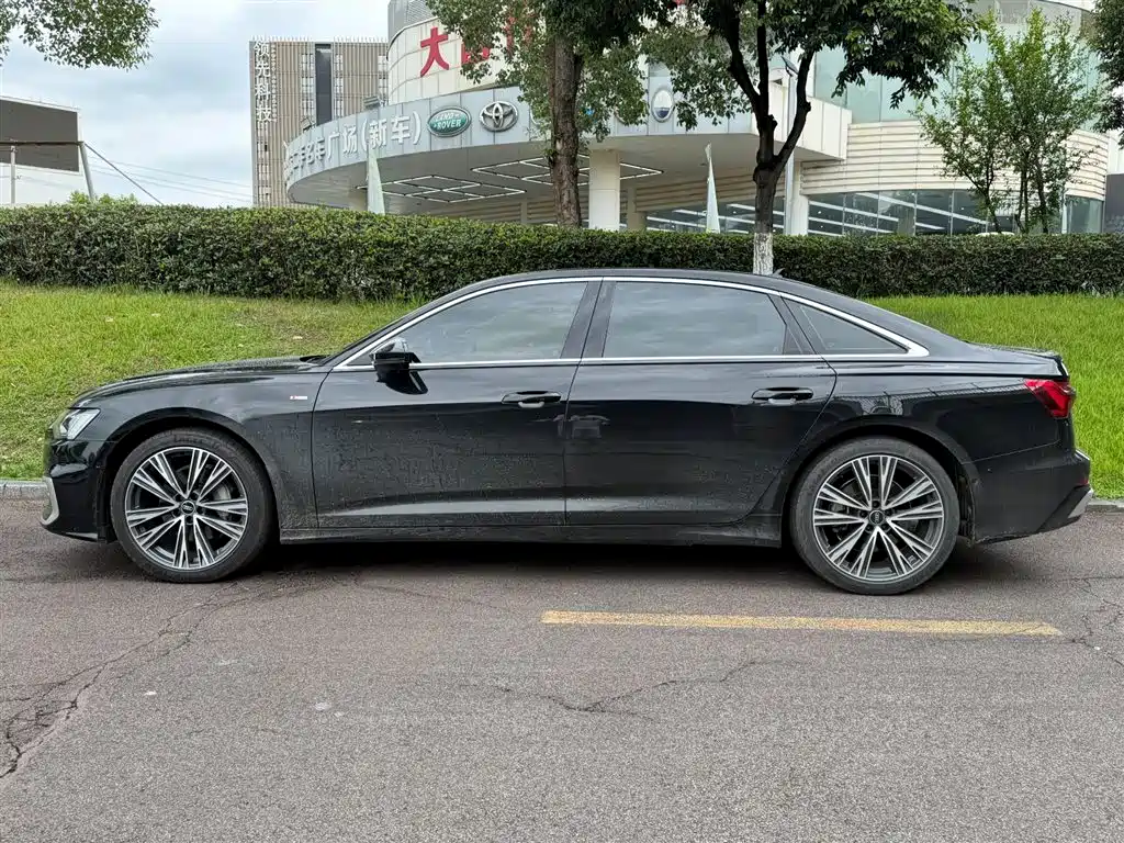 Audi A6L 2023