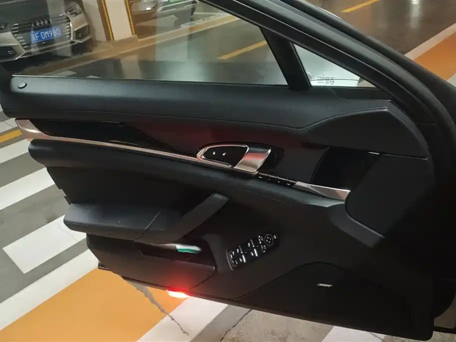 Porsche Panamera 2015