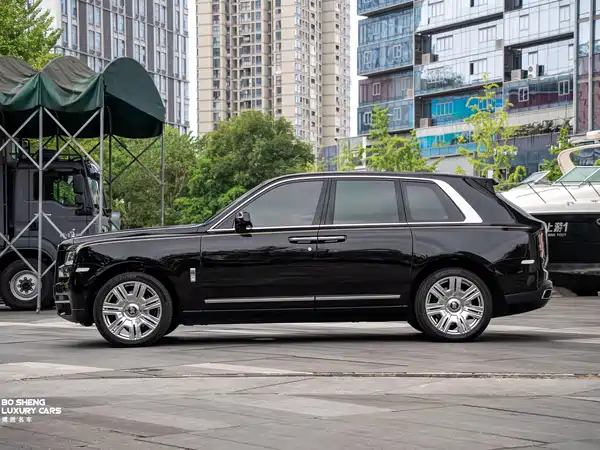 Rolls-Royce Cullinan 2022