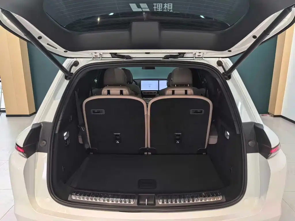 Li Auto Li L8 2026