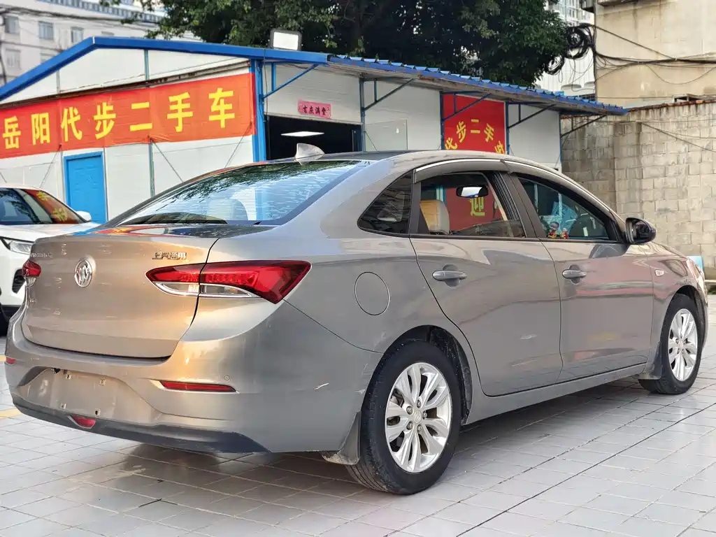 Buick Excelle 2018 — фото 16