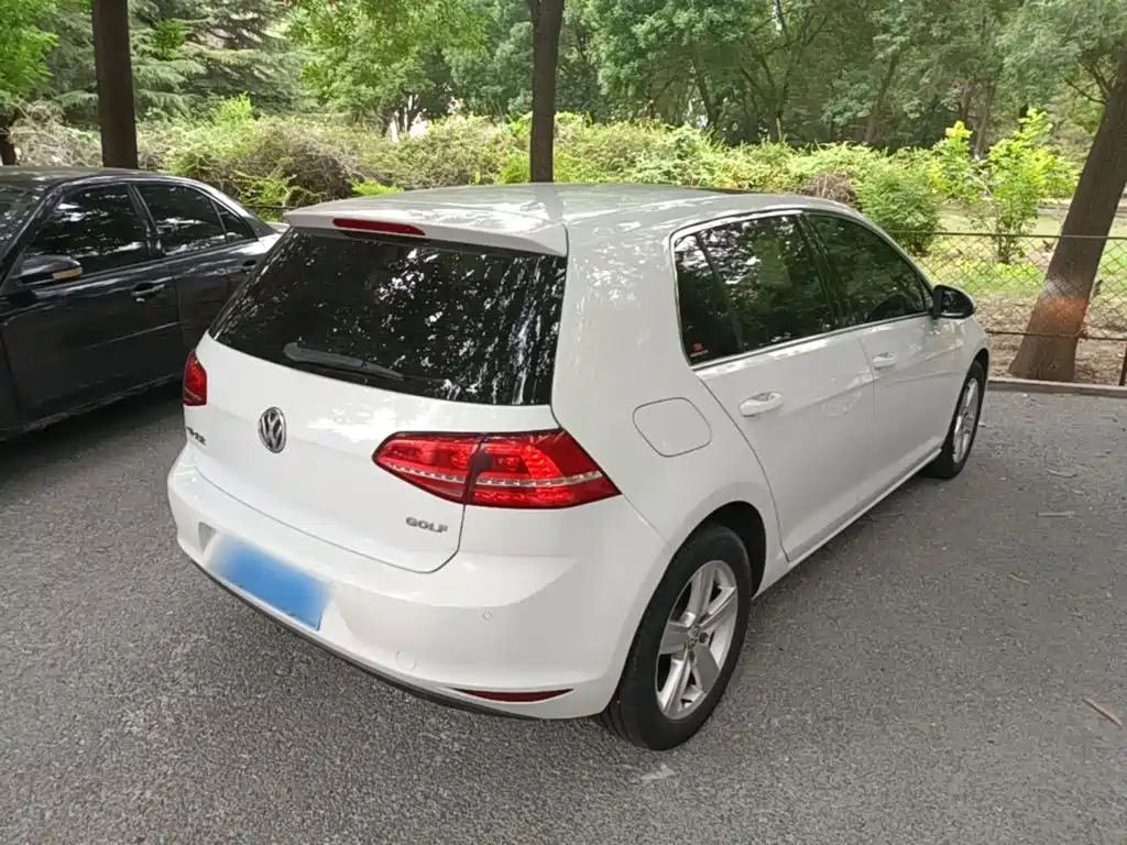 Volkswagen Golf 2016