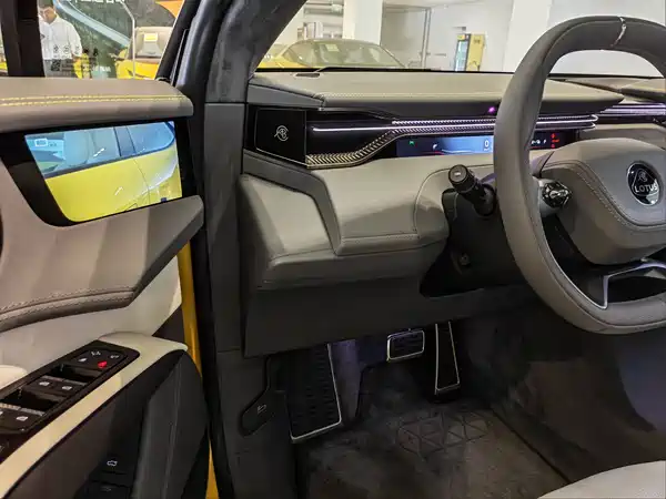 Lotus ELETRE 2026