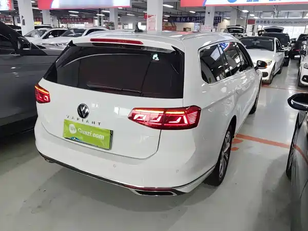 Volkswagen Viloran 2023