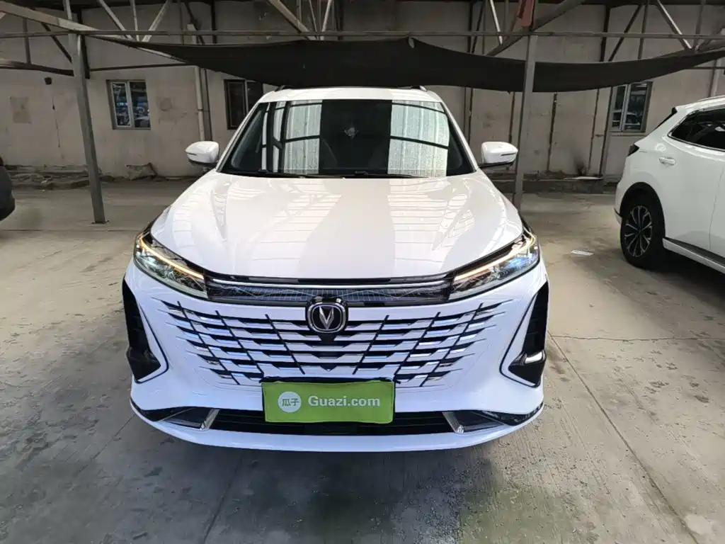 Changan CS75PLUS 2024 — фото 3