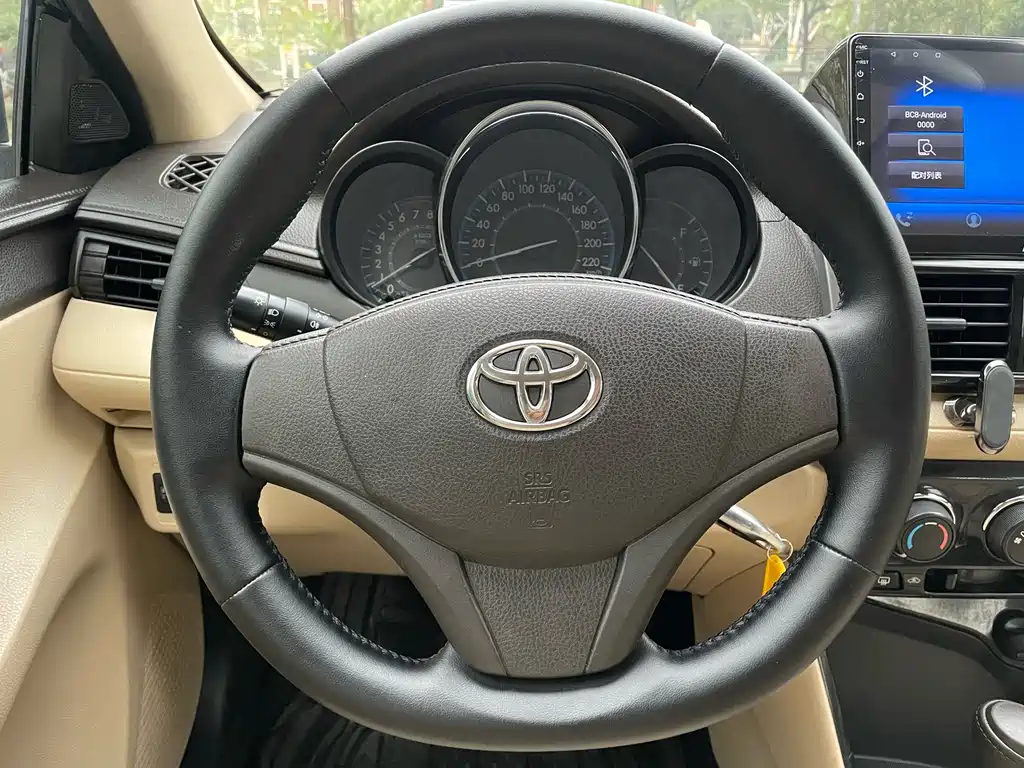Toyota Vios 2014 — фото 8